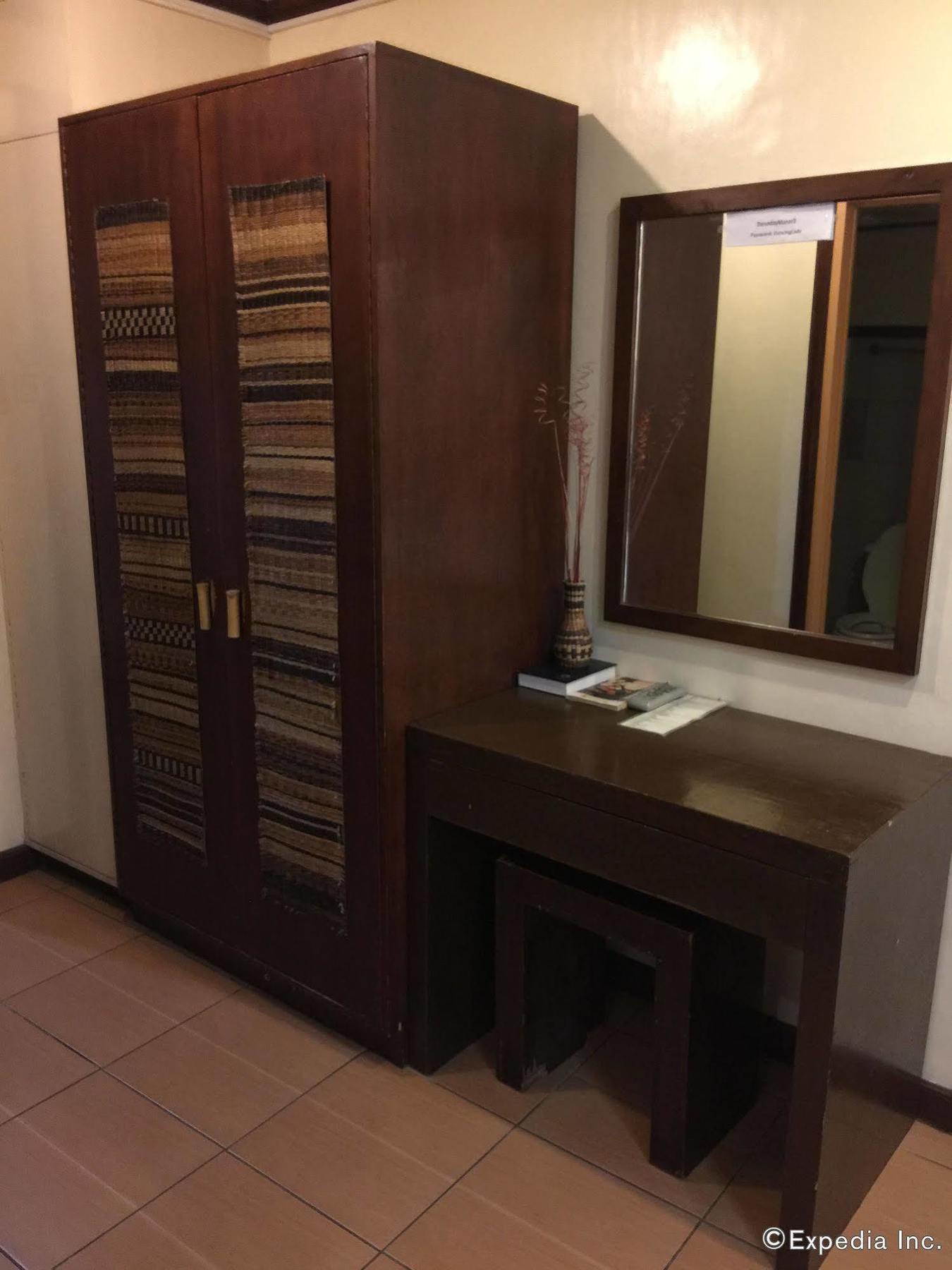 Darunday Manor Hotel Tagbilaran Exterior foto