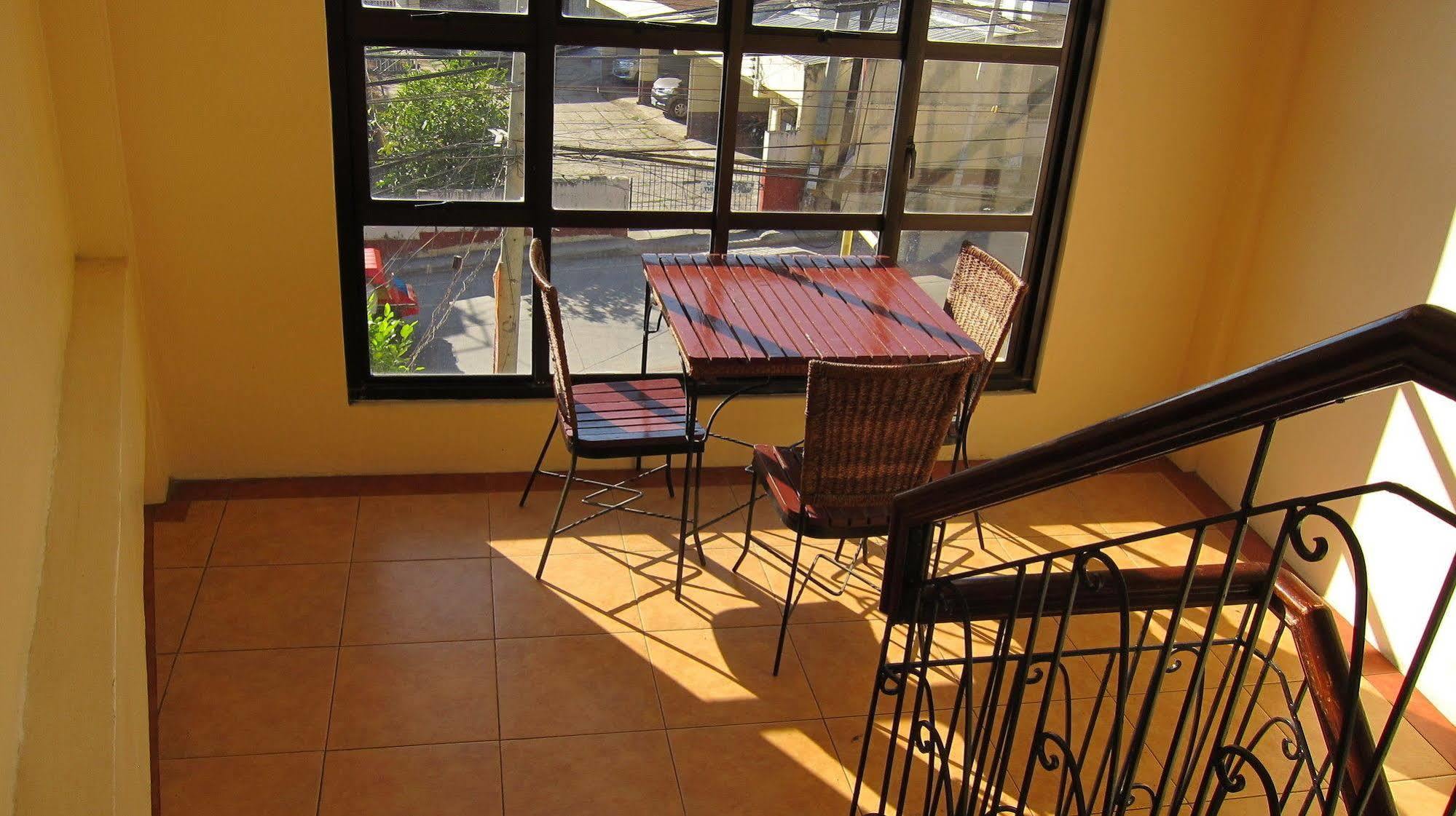 Darunday Manor Hotel Tagbilaran Exterior foto